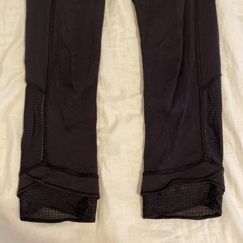 lululemon align HR leggings | size 4/xs | OLD + DISCONTINUED STYLE - Picture 3 of 8